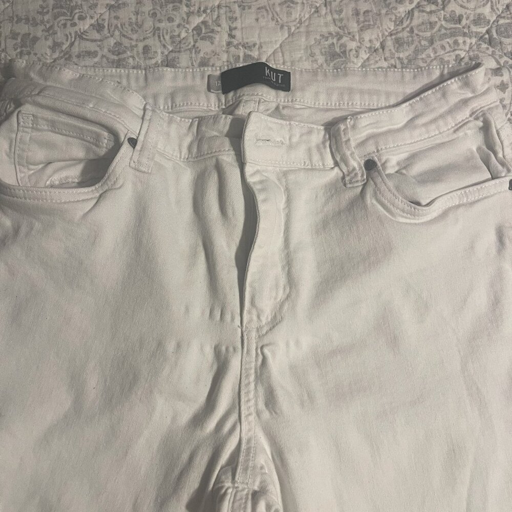Kut White Skinny Jeans Frayed at Ankles Perfect Condition Like New